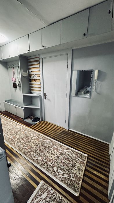 Продам 2-хкомн кв р-н Автопарк