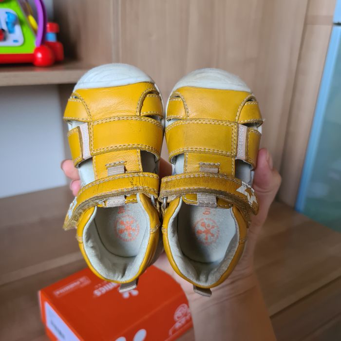 Sandale Biomecanics,  20