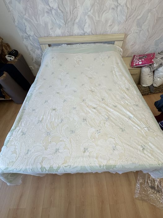 Продам шторы новые, тюли дешево