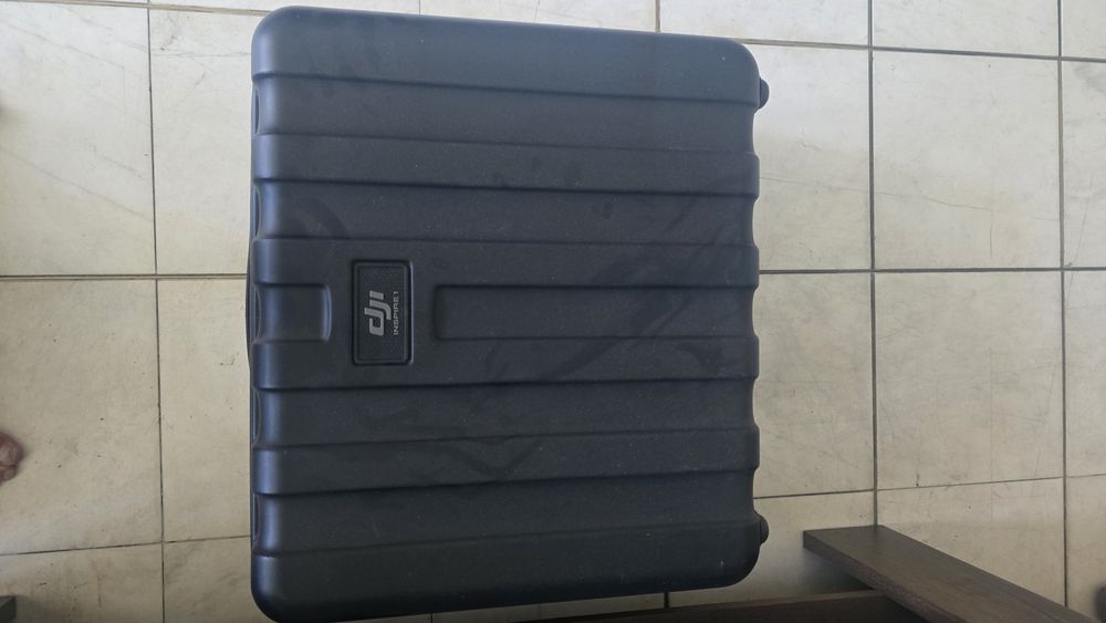 Продавам DJI Inspire 1