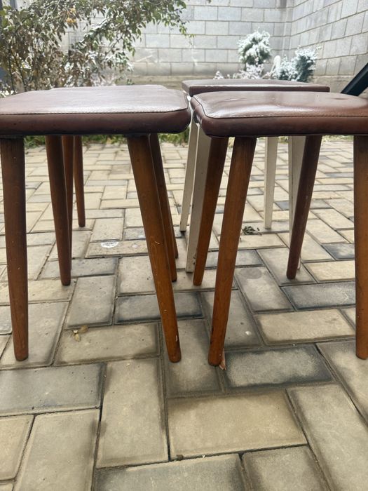 Табуреты по 2000 тг