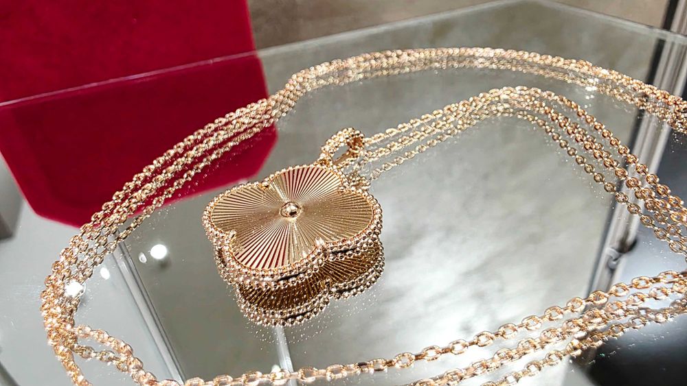 Van Cleef & Arpels VCA Rose Gold Long Magic Alhambra Дамско Колие