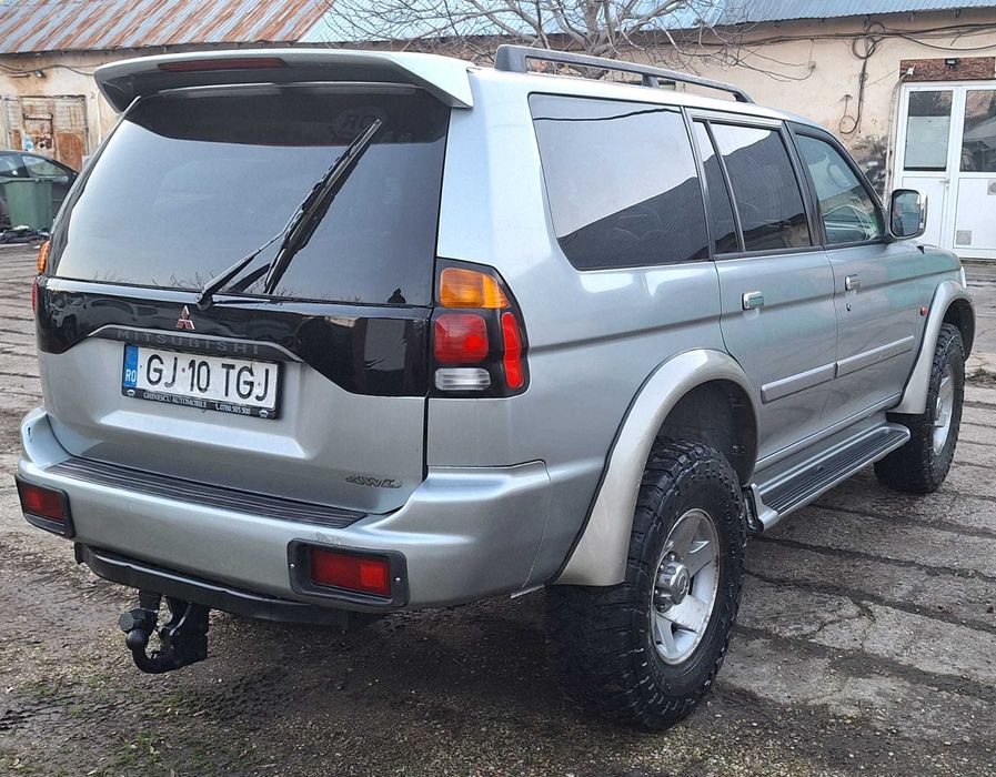 Mitsubishi Pajero Sport 3.0 V6