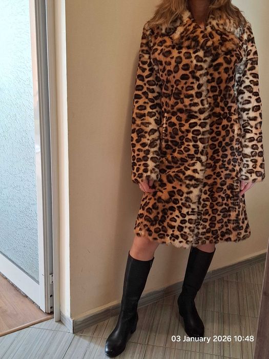 Палто от естествена кожа Индийски Леопард. Размер S. Произход Пакистан