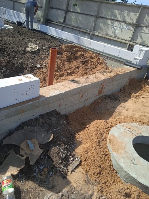 Копка септиков траншей