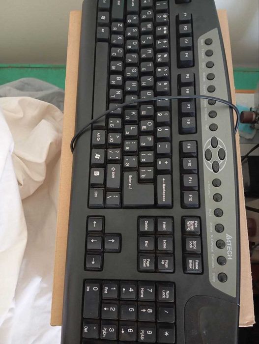 Клавиатура сотилади