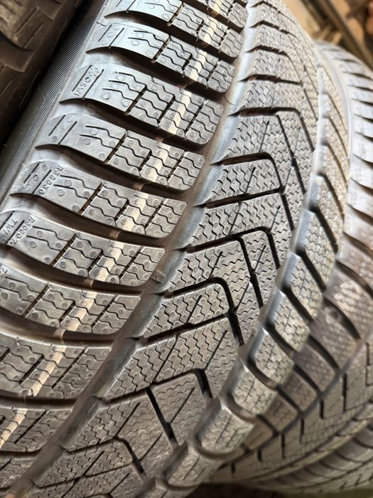 4 anvelope iarnă Pirelli Winter Sotto Zero 3 – 245/45 R18 96V – NOI 0 KM