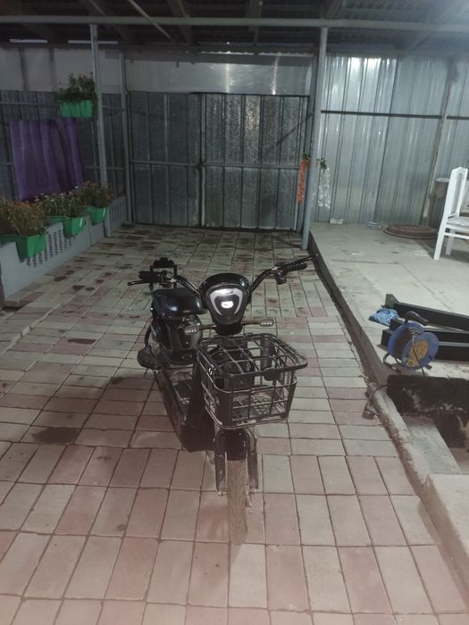 продам электро самокат