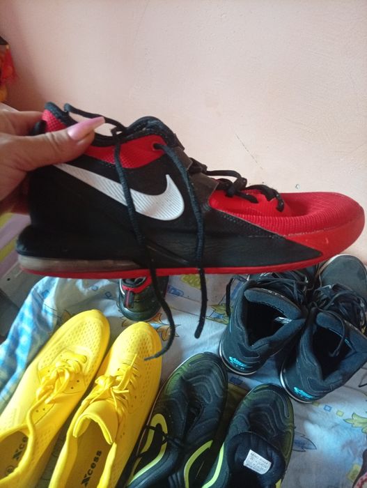 Мъжки маратонки 44