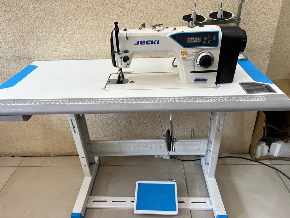 Jeski tikuv mashinkalari