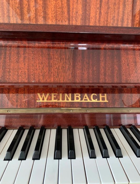 Продам пианино  Weinbach