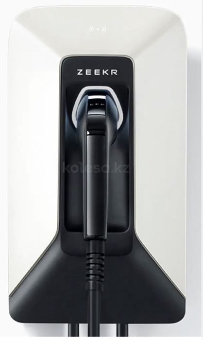 Зарядная станция Zeekr