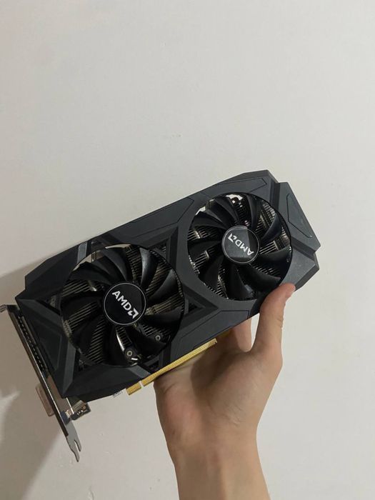 RX 580 4 GB в идеальном состоянии