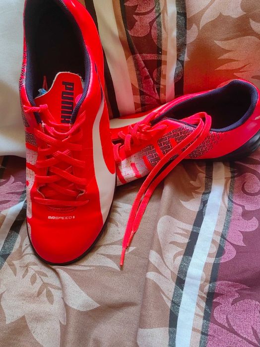 Оригинални маратонки