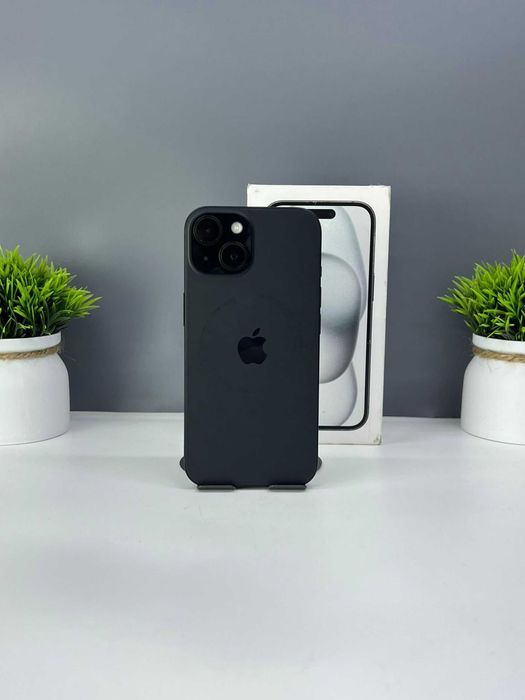 Apple iPhone 15 128GB, черный 12683a1541