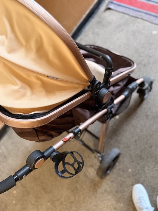 Carut 2 in 1 foarte putin folosit