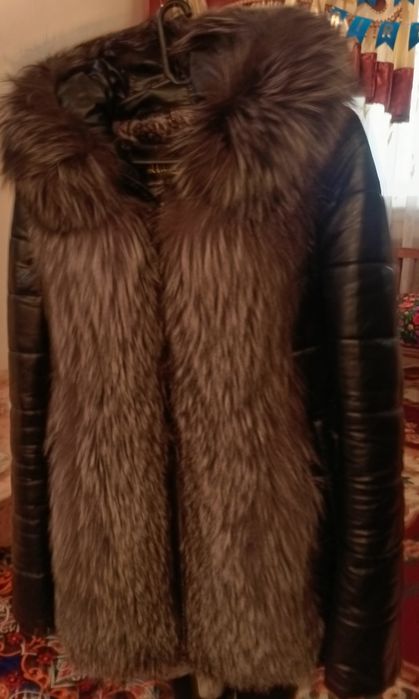 Женский кожаные дубленка, мех натуральный .