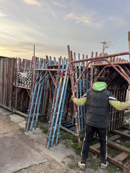 Vand schela metalica