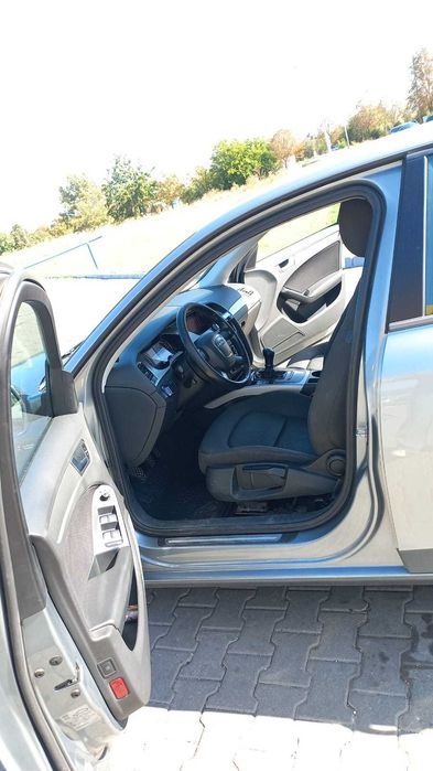 De vânzare Audi A4 B8(Preț negociabil)