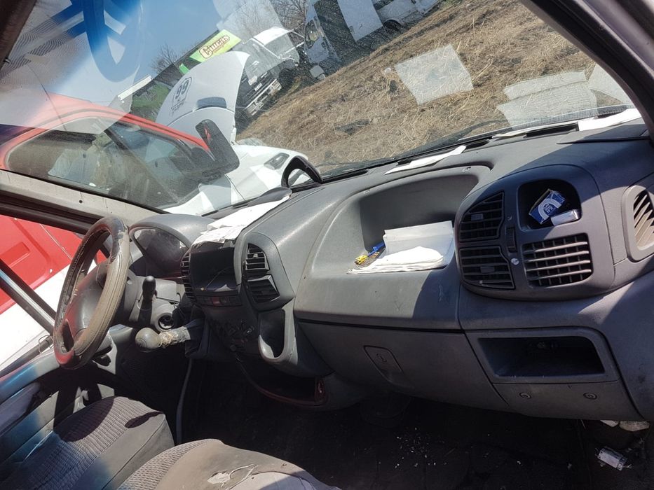 Dezmembrez citroen jumper 2.2 2005