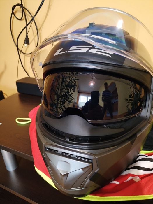 Каска LS 2 FF390