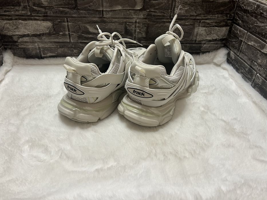 Balenciaga Track