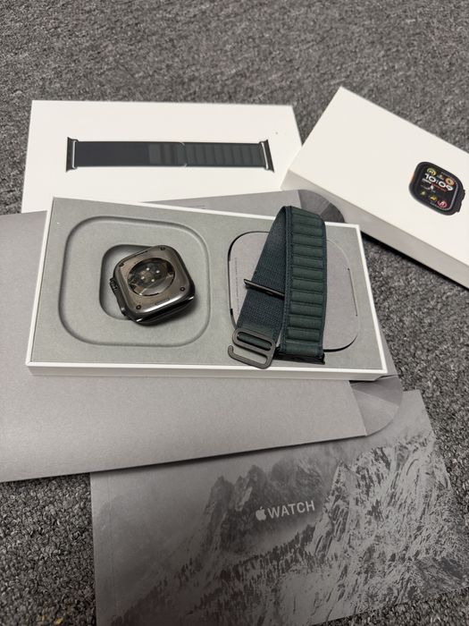 Oferta ! Apple Watch Ultra 2 Black CA NOU ! Folosit cateva zile ! Activat luna trecuta ! Cumparat de la Istyle
