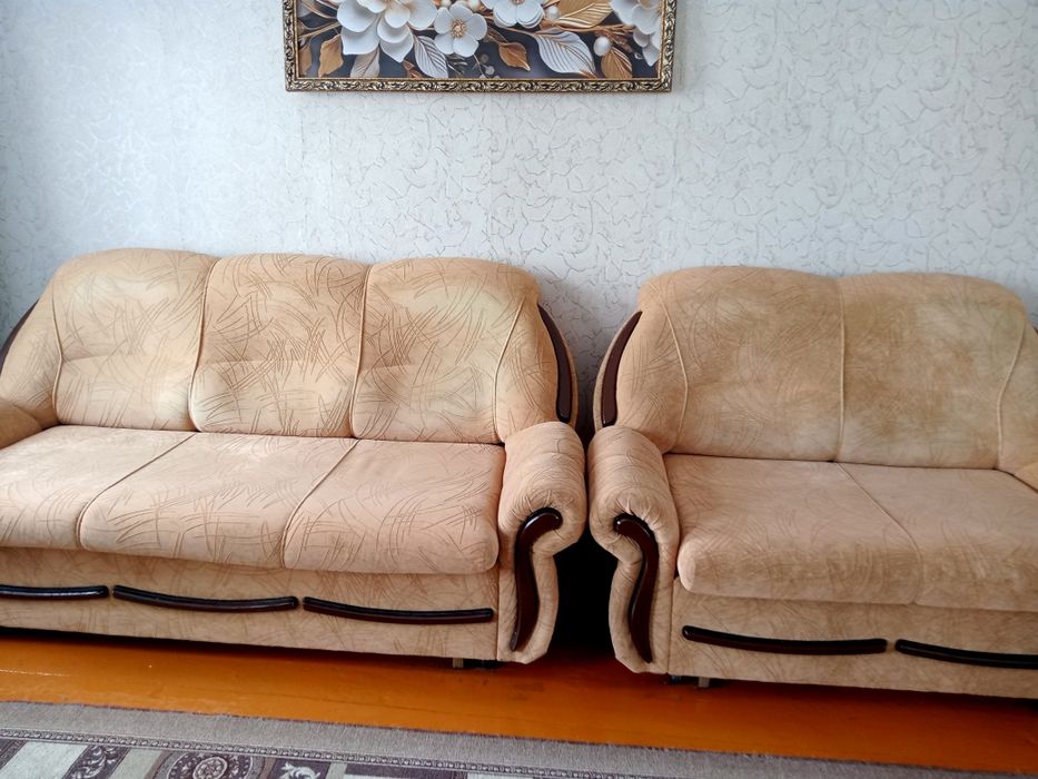 Продам мягкий уголок, в хорошем состоянии,диваны раскладывается