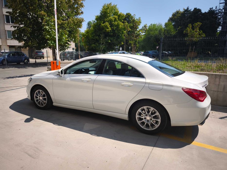 Mercedes-Benz CLA 200 в перфектно състояние!