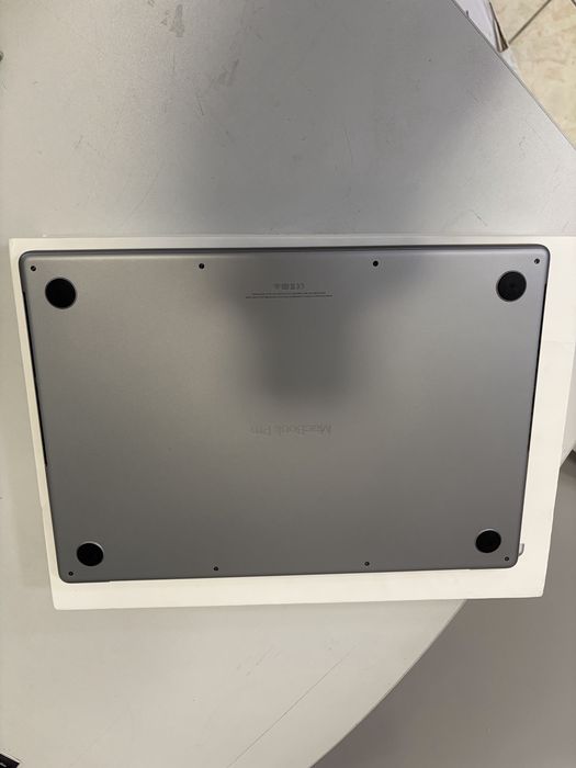 MacBook Pro 16 m1pro 16/512