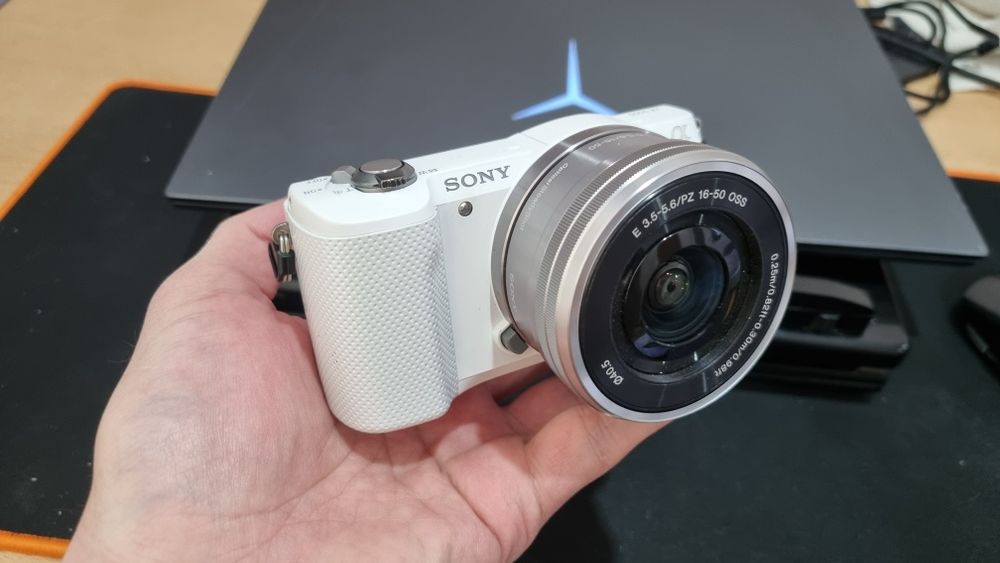 Фотоапарат Sony a5000