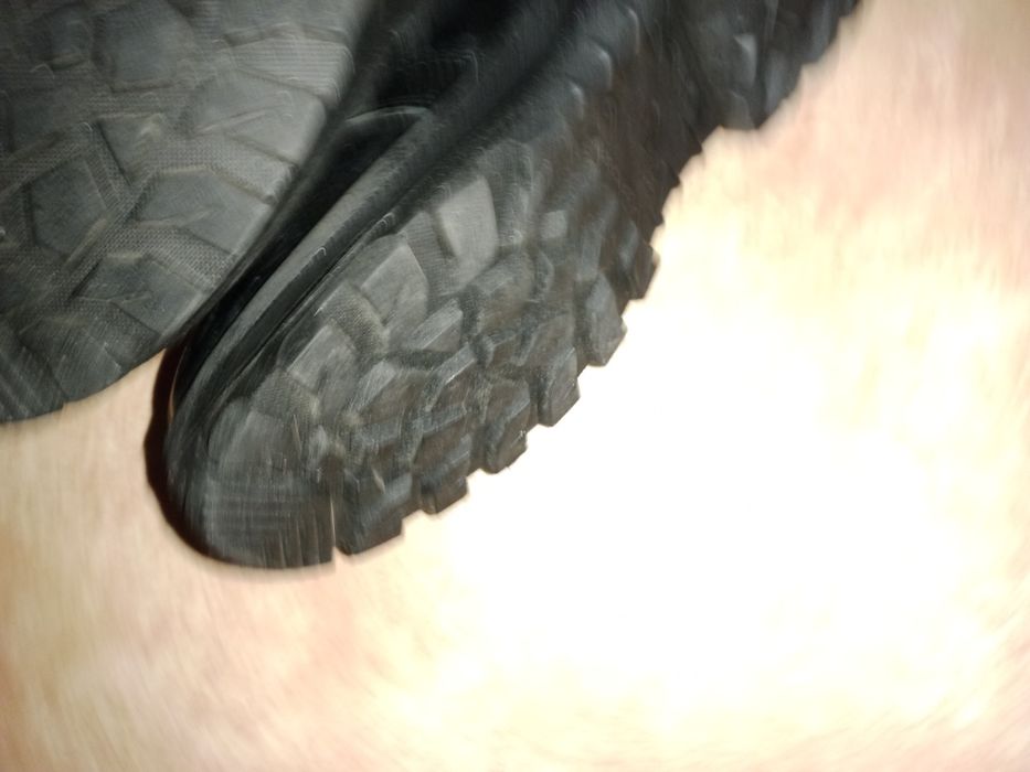 Продам берцы (новый)