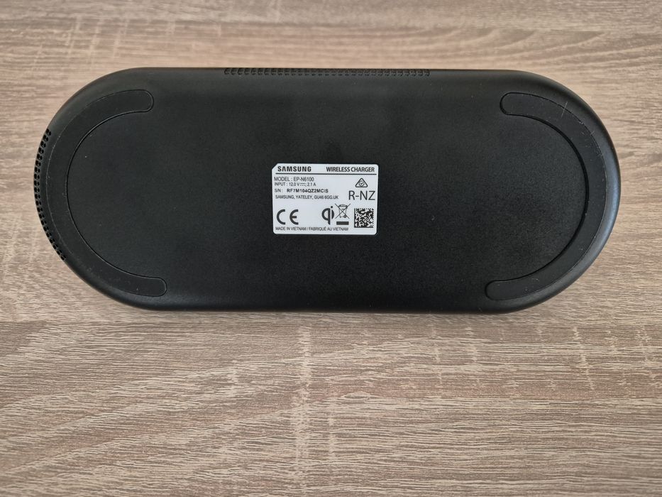 Безжично зарядно Samsung