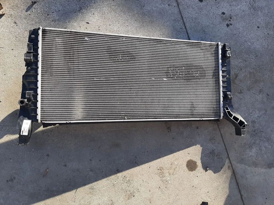 radiator apa 2.0 d bmw f40 2022  1711858632405
