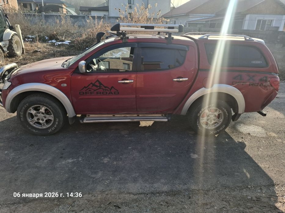 Mitsubishi L200 2.5 автомат
