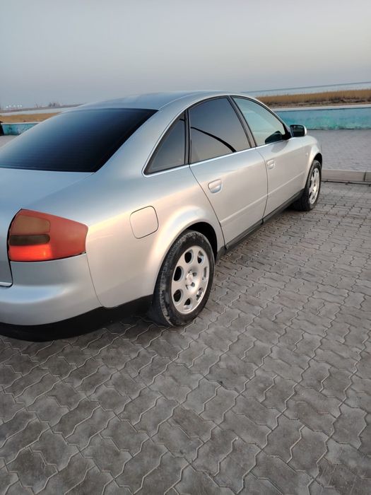 Ауди горбатый 2001 год