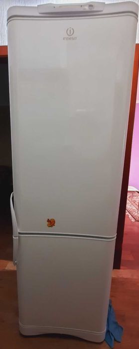 холодильник indesit