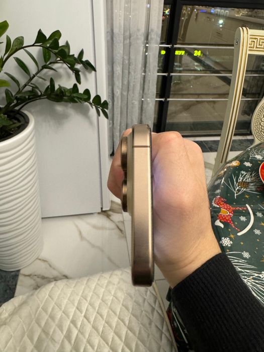 Айфон 16 256  гб