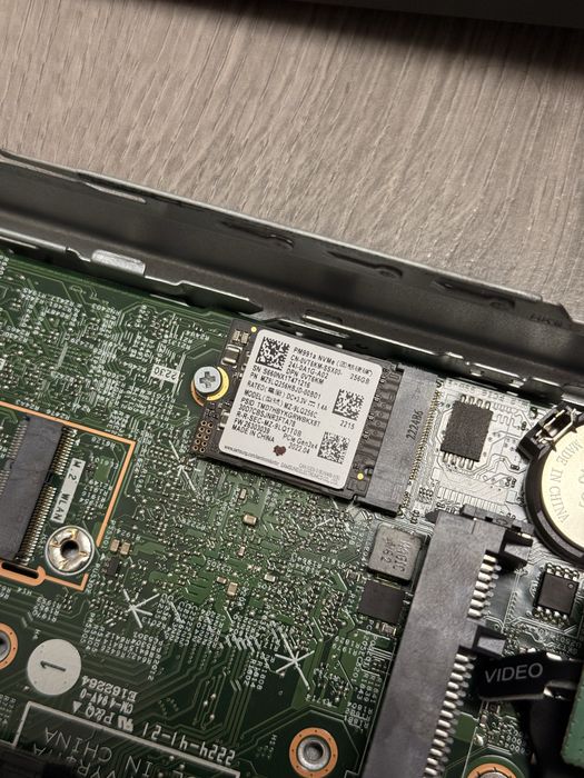 Mini PC Dell Optiplex 3000 - i5-12500T, 8GB RAM, 256GB NVMe