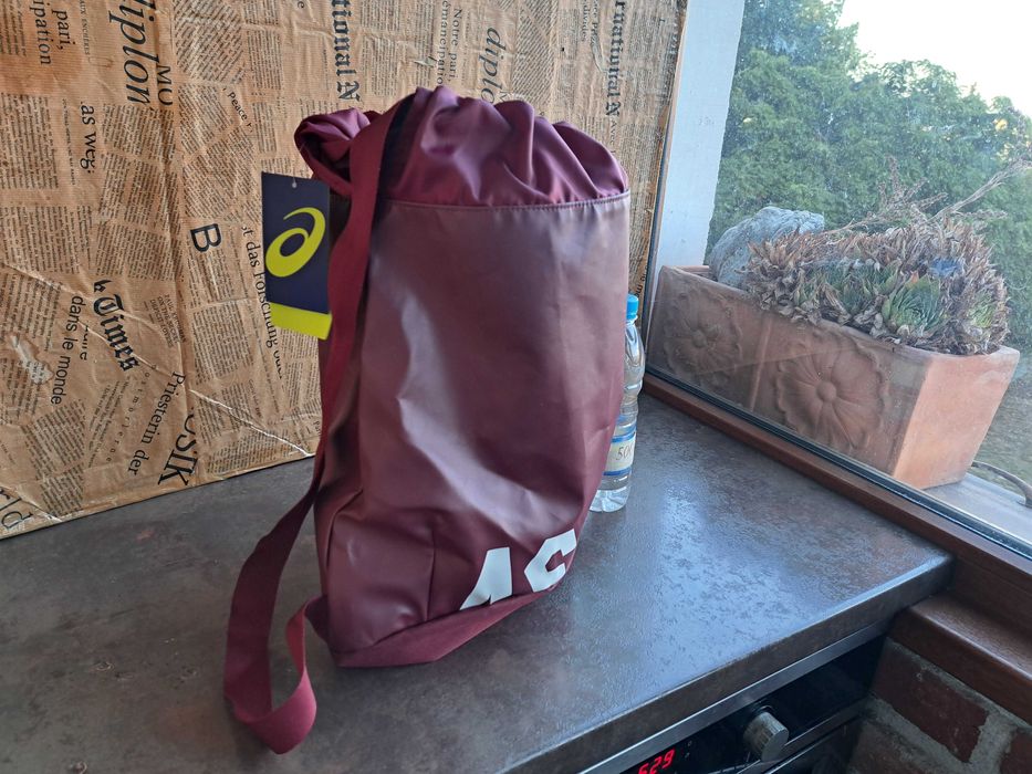 раница Asics-Нова!тъмно червена,текстилна чанта,,мешка