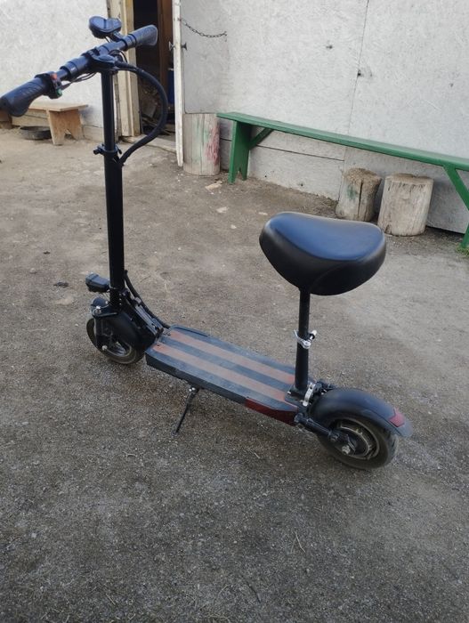Продам самокат в нормальном состоянии