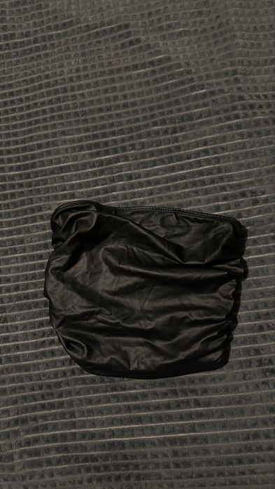 Отдам одежду недорого