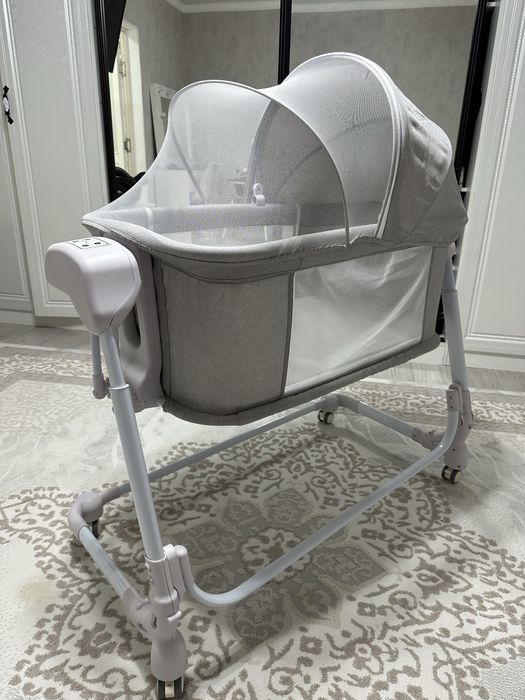 Детская манеж музыкальная качается