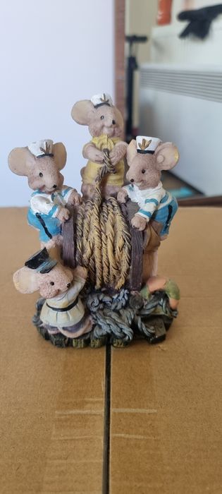 Декорация с мишоци моряци