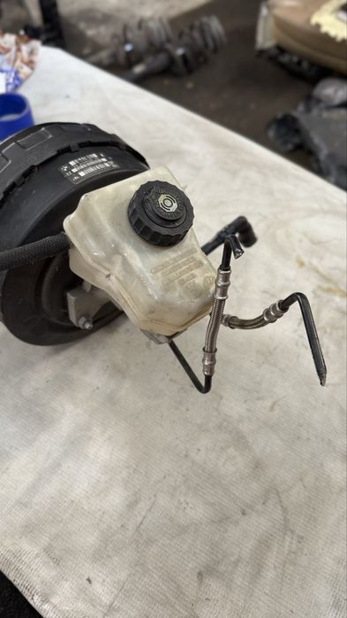 Спирачна серво помпа за БМВ 1 3 Серия Е90 Е91 Е87 Е8Х