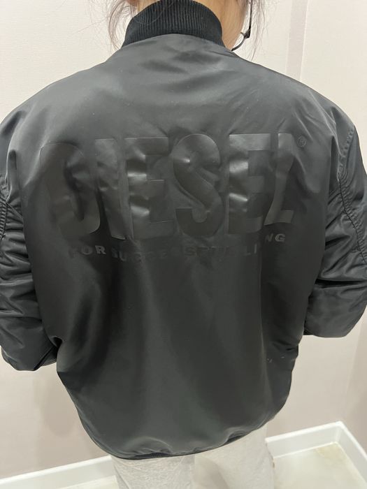 Заимняя куртка бомбер Diesel