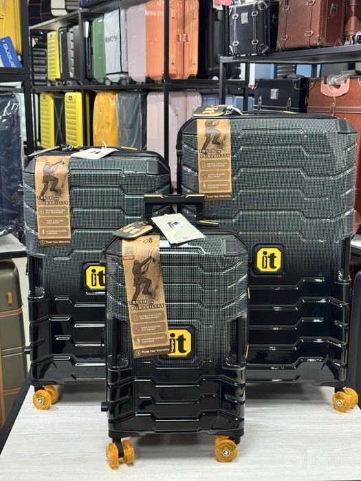 IT Luggage — современный чемодан для путешествий