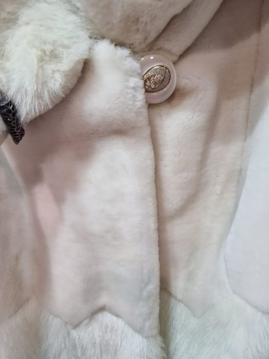 Шубка детская искуственная