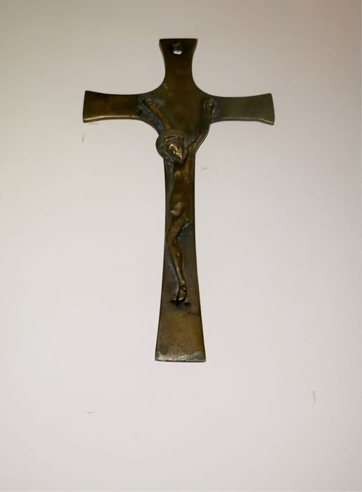 Бронзово разпятие 22х12 см религиозно художествено изкуство уникално