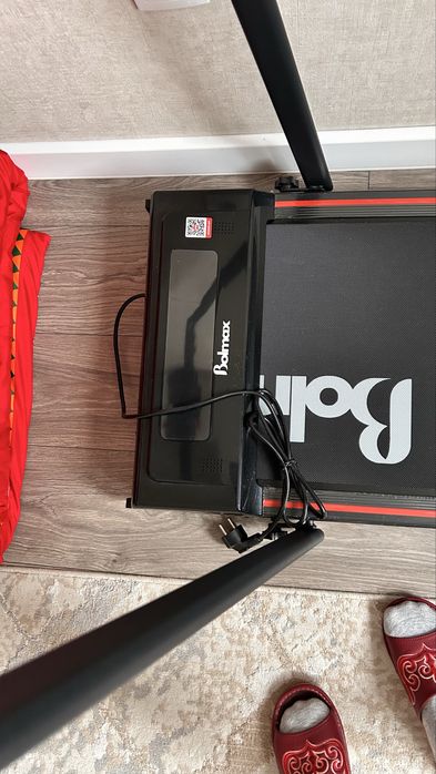 Продам беговую дорожку срочно